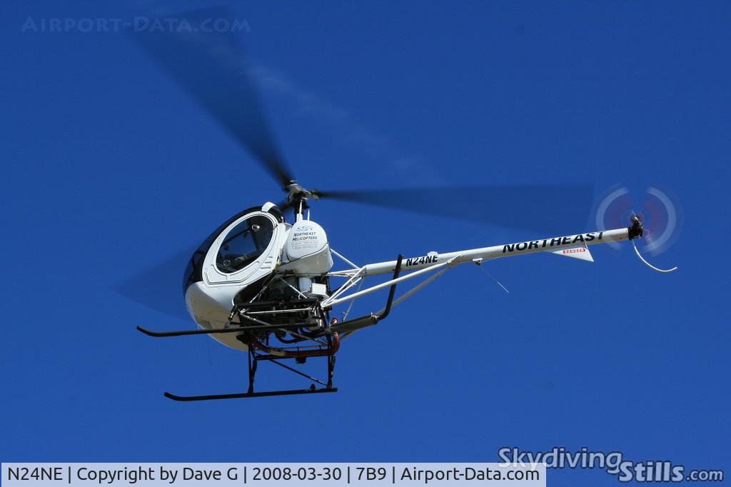 N24NE, 2007 Schweizer 269C-1 C/N 0311, N24NE hard at work over Ellington, CT.