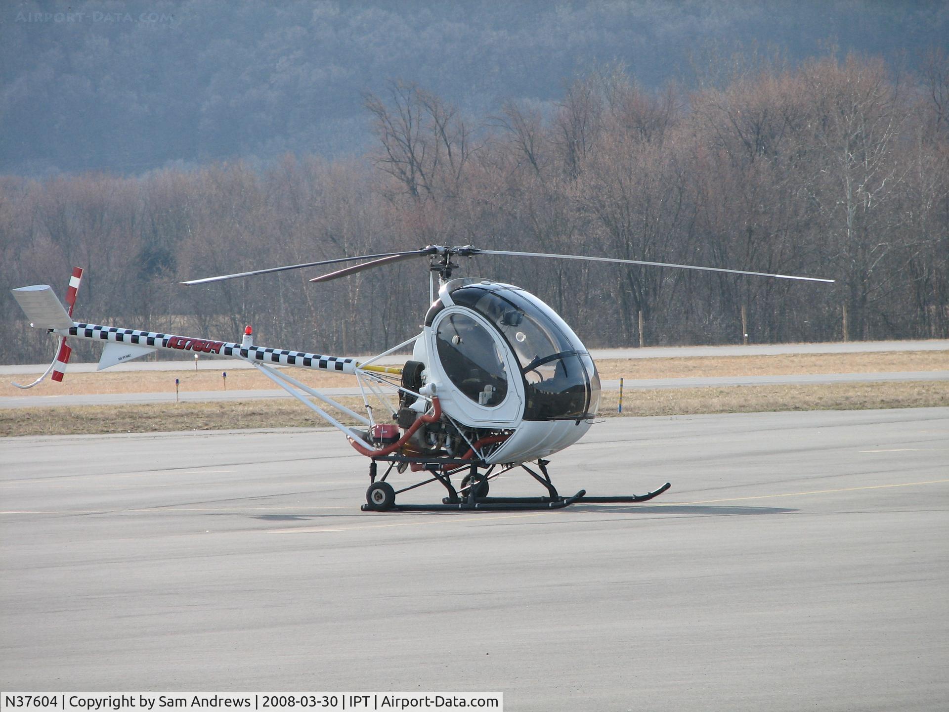 N37604, Hughes 269A C/N 64-18055, Newly arrived to Williamsport.