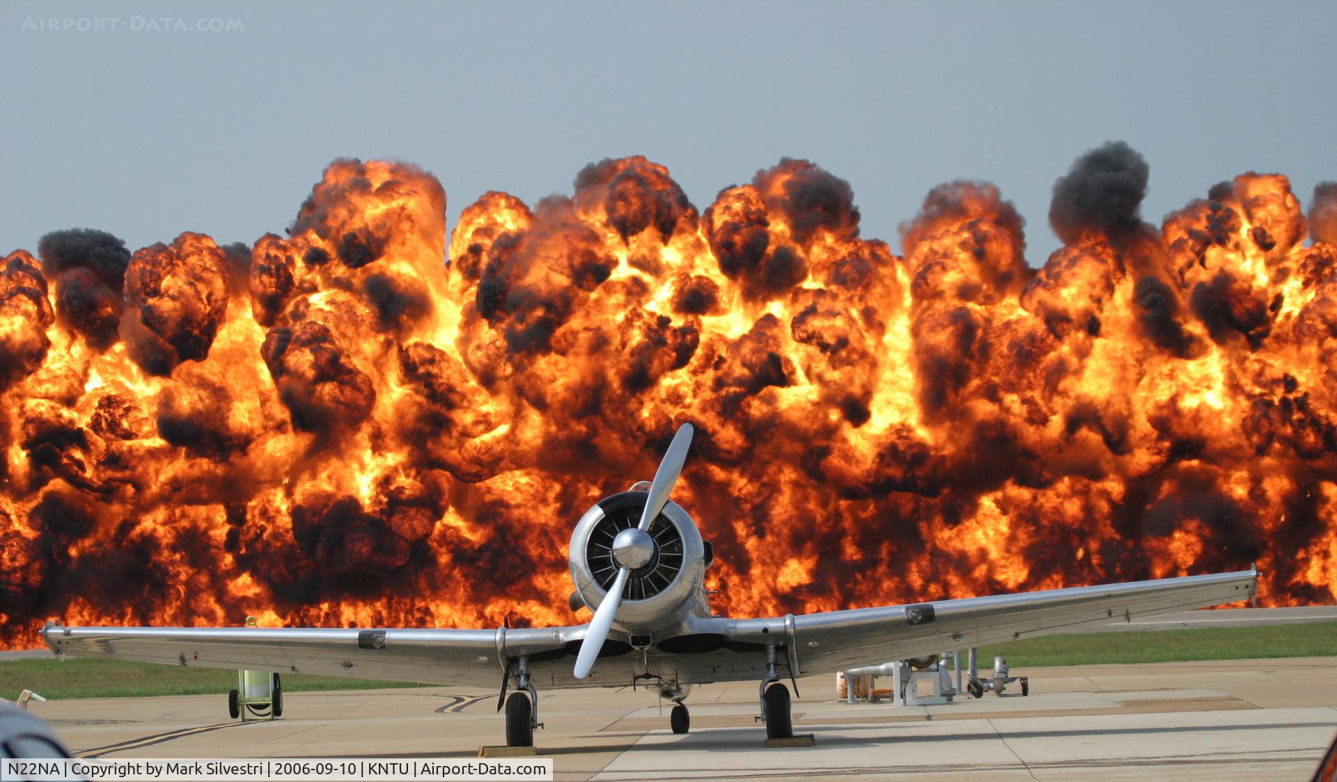 N22NA, 1946 North American T-6G Texan C/N 168-326, Oceana NAS 2006