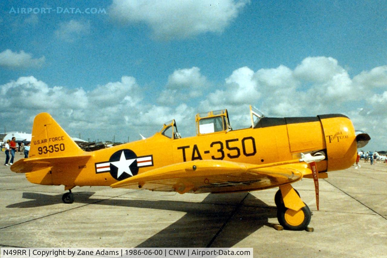 N49RR, 1952 North American T-6G Texan C/N 168-464, Texas Sesquicentennial Air Show 1986