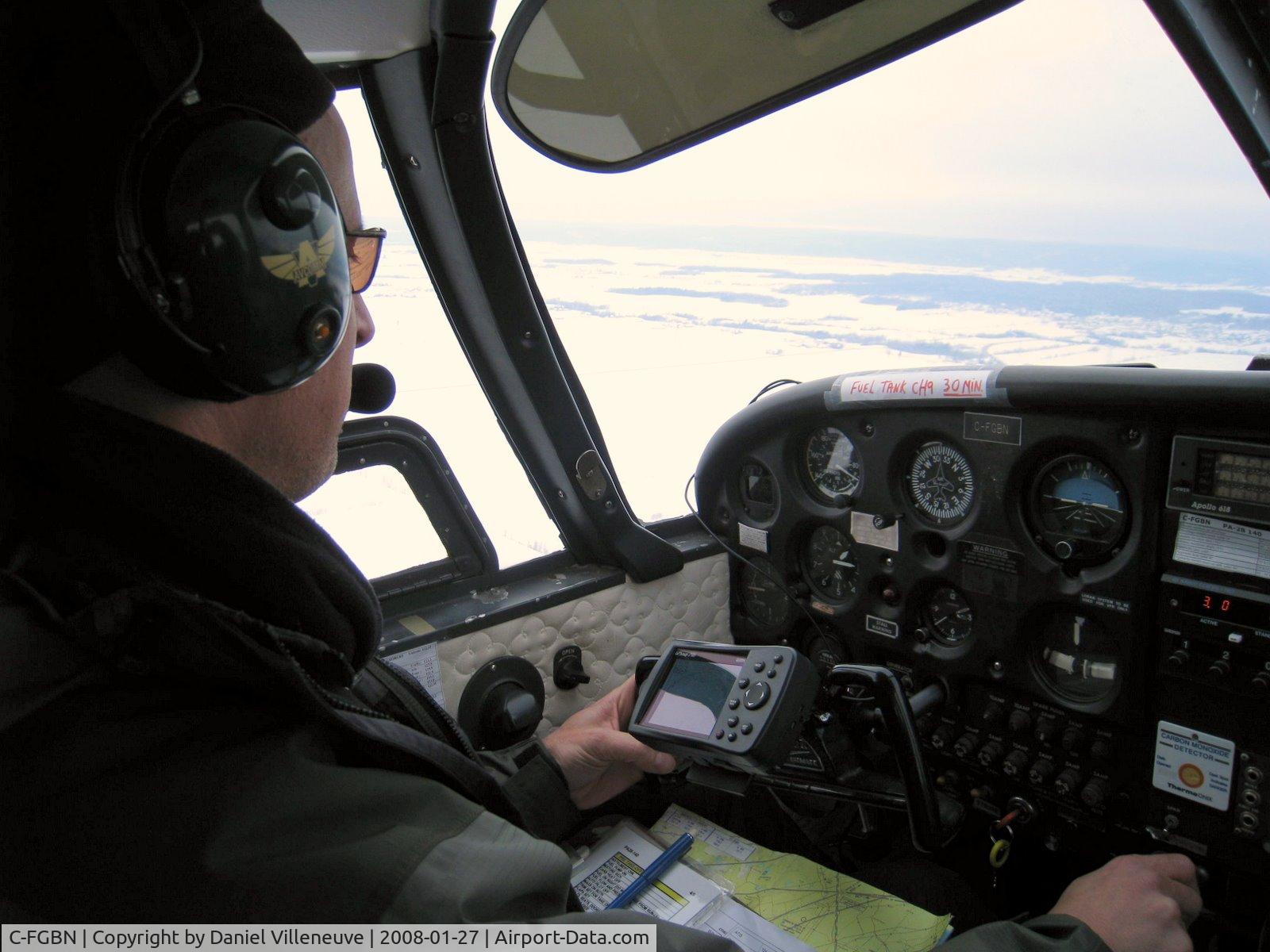 C-FGBN, 1965 Piper PA-28-140 Cherokee C/N 28-20387, Interior view of Cherooke C-FGBN in flight