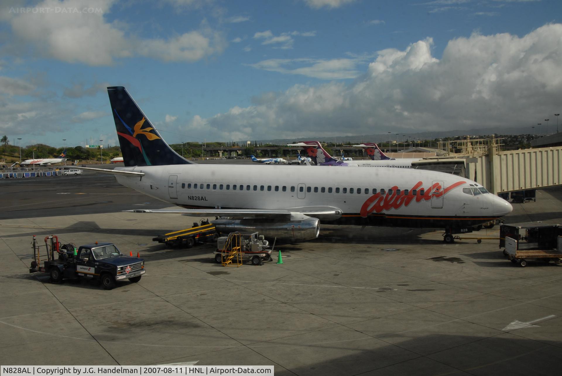 N828AL, 1985 Boeing 737-236 C/N 23168, on ramp at Honolulu IAP