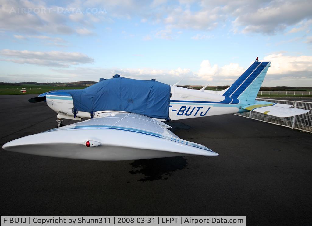 F-BUTJ, Piper PA-28R-200 Cherokee Arrow C/N 28R-7335406, Parked near the control tower...