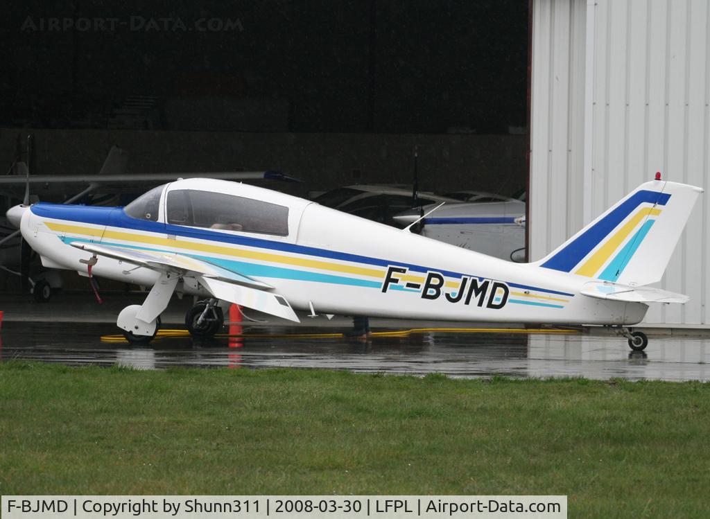 F-BJMD, Scintex ML-250 Rubis C/N 03, In front of the Airclub...