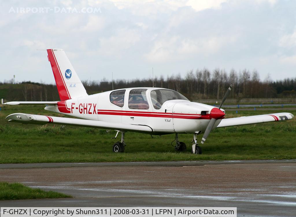 F-GHZX, Socata TB-9 Tampico C/N 1050, In the grass at the maintenance area...