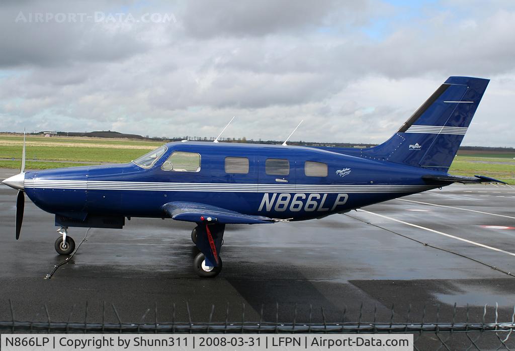 N866LP, 1997 Piper PA-46-350P Malibu Mirage C/N 4636130, Parked and waiting a new light flight...