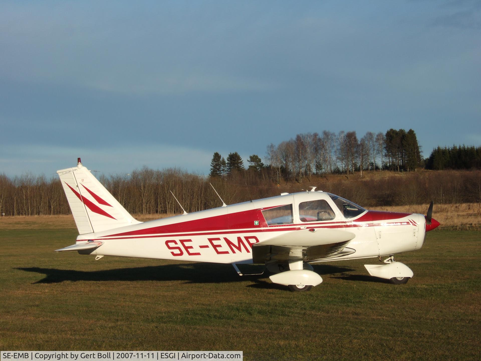 SE-EMB, 1964 Piper PA-28-140 Cherokee C/N 28-20064, Photo taken at Alingsas airfield in 2007