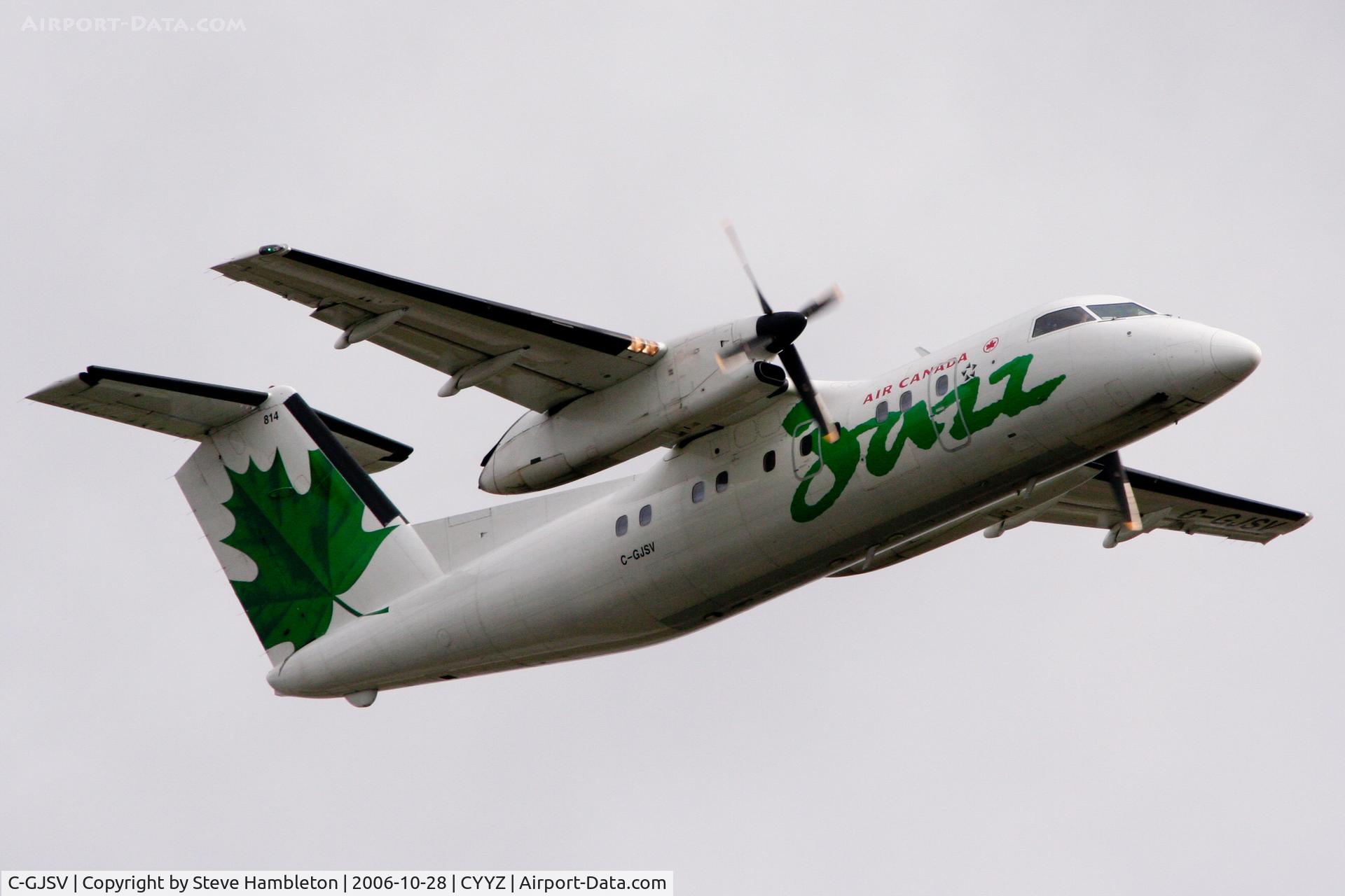 C-GJSV, 1987 De Havilland Canada DHC-8-102 Dash 8 C/N 085, Climbing out of Toronto