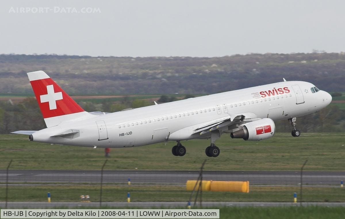 HB-IJB, 1995 Airbus A320-214 C/N 0545, SWISS A320