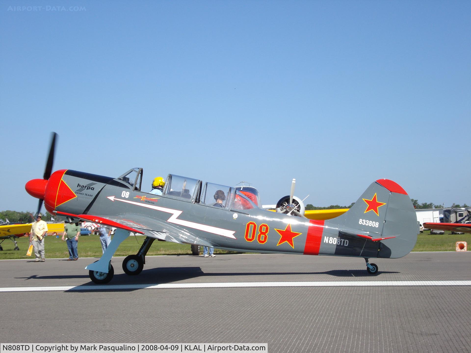 N808TD, Yakovlev (Aerostar) Yak-52 C/N 833808, YAK-52