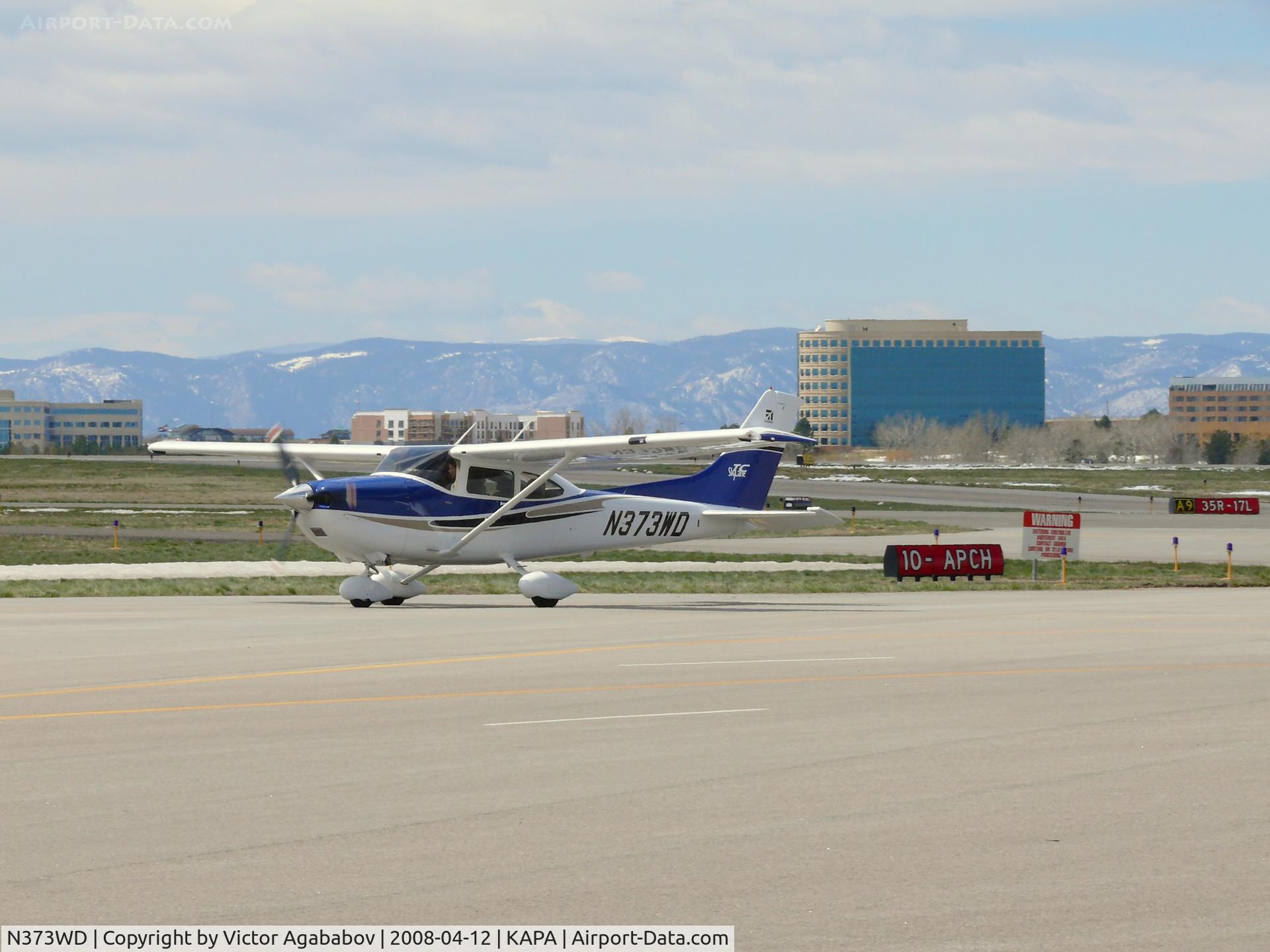 N373WD, 2004 Cessna T182T Turbo Skylane C/N T18208264, Turning from Alpha 12 to Alpha  @ Centennial