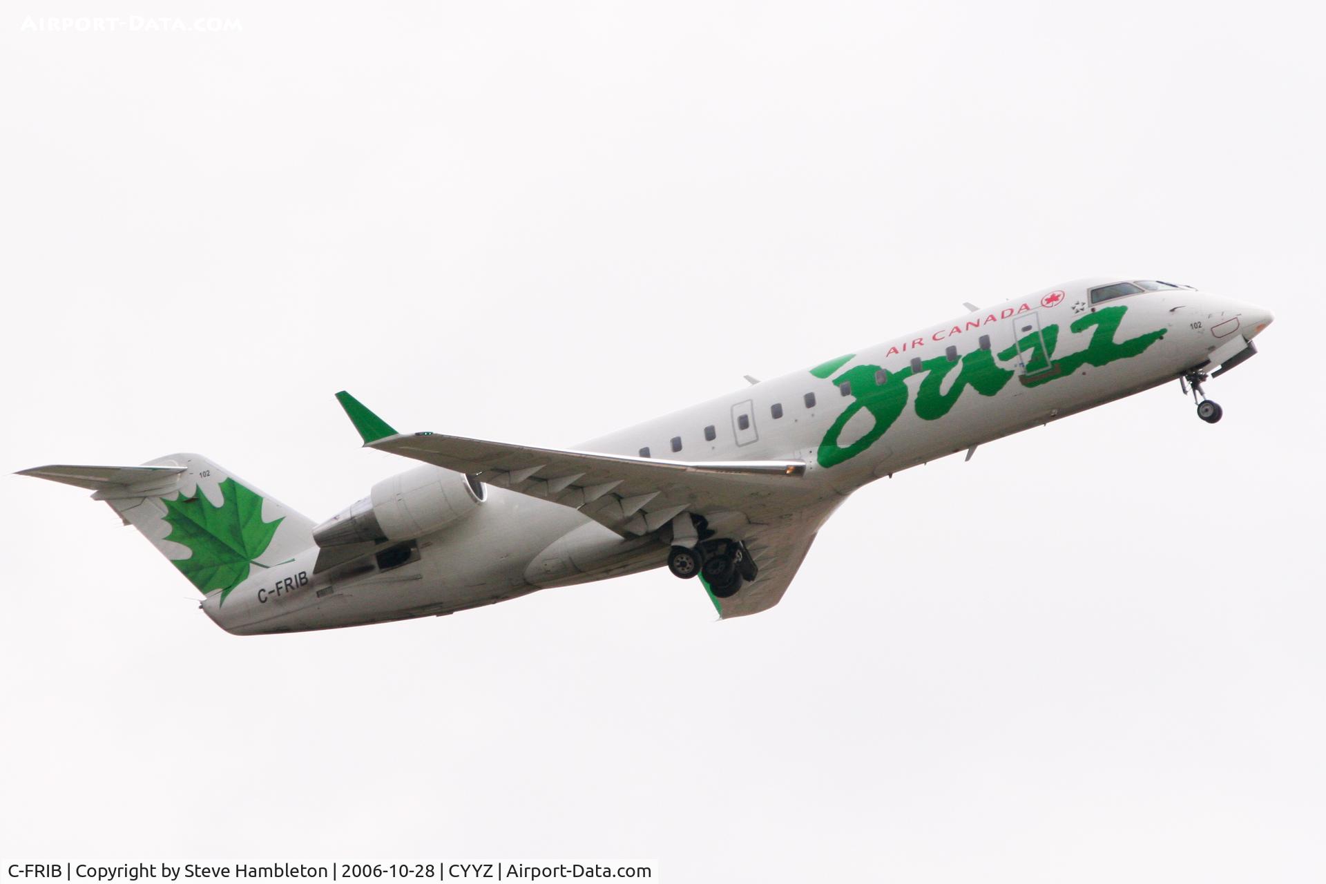 C-FRIB, 1994 Canadair CRJ-100ER (CL-600-2B19) C/N 7047, Climbing out of Toronto