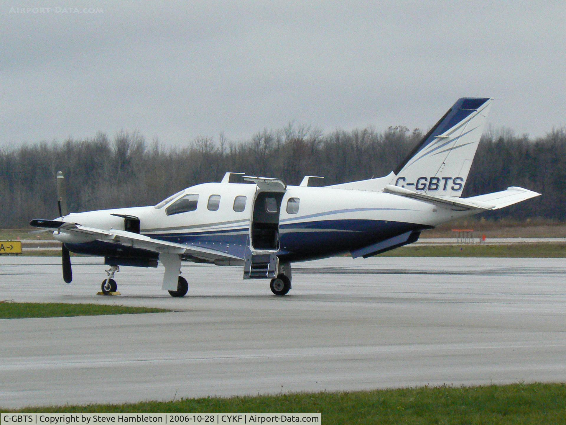 C-GBTS, 1991 Socata TBM-700 C/N 019, At Kitchener Waterloo airport