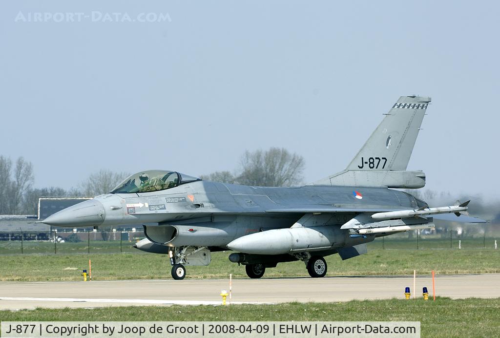 J-877, Fokker F-16AM Fighting Falcon C/N 6D-94, Take off during Frisian Flag 2008