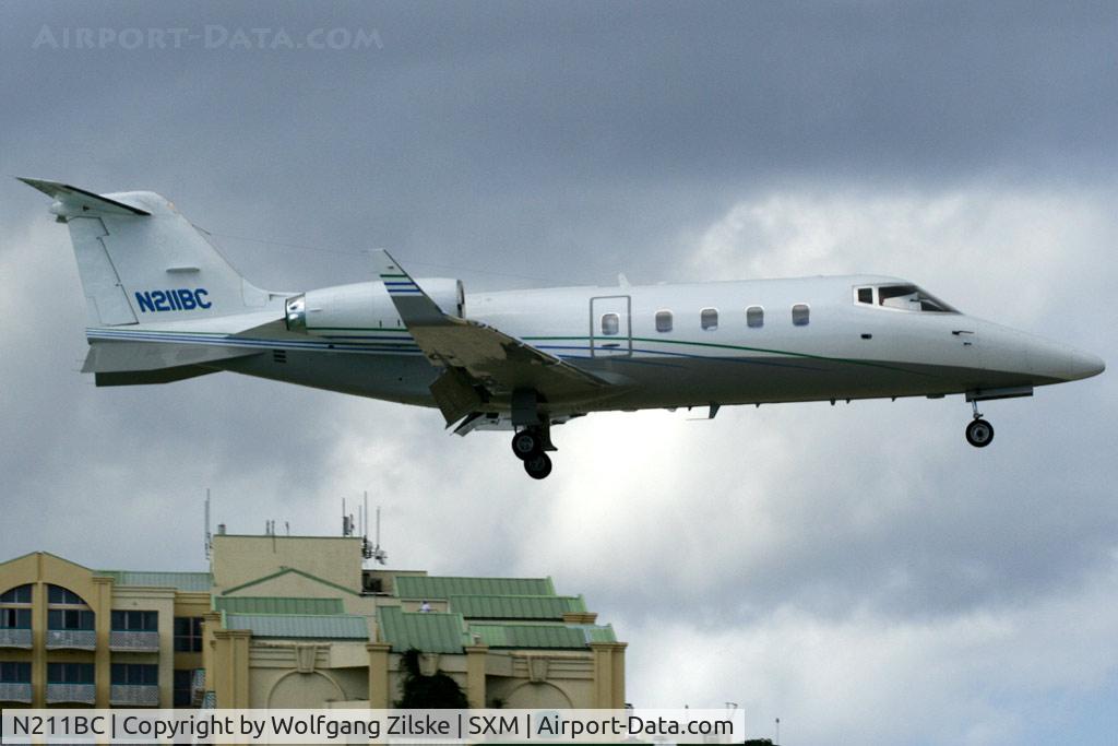 N211BC, 1990 Gates Learjet 55C C/N 145, visitor