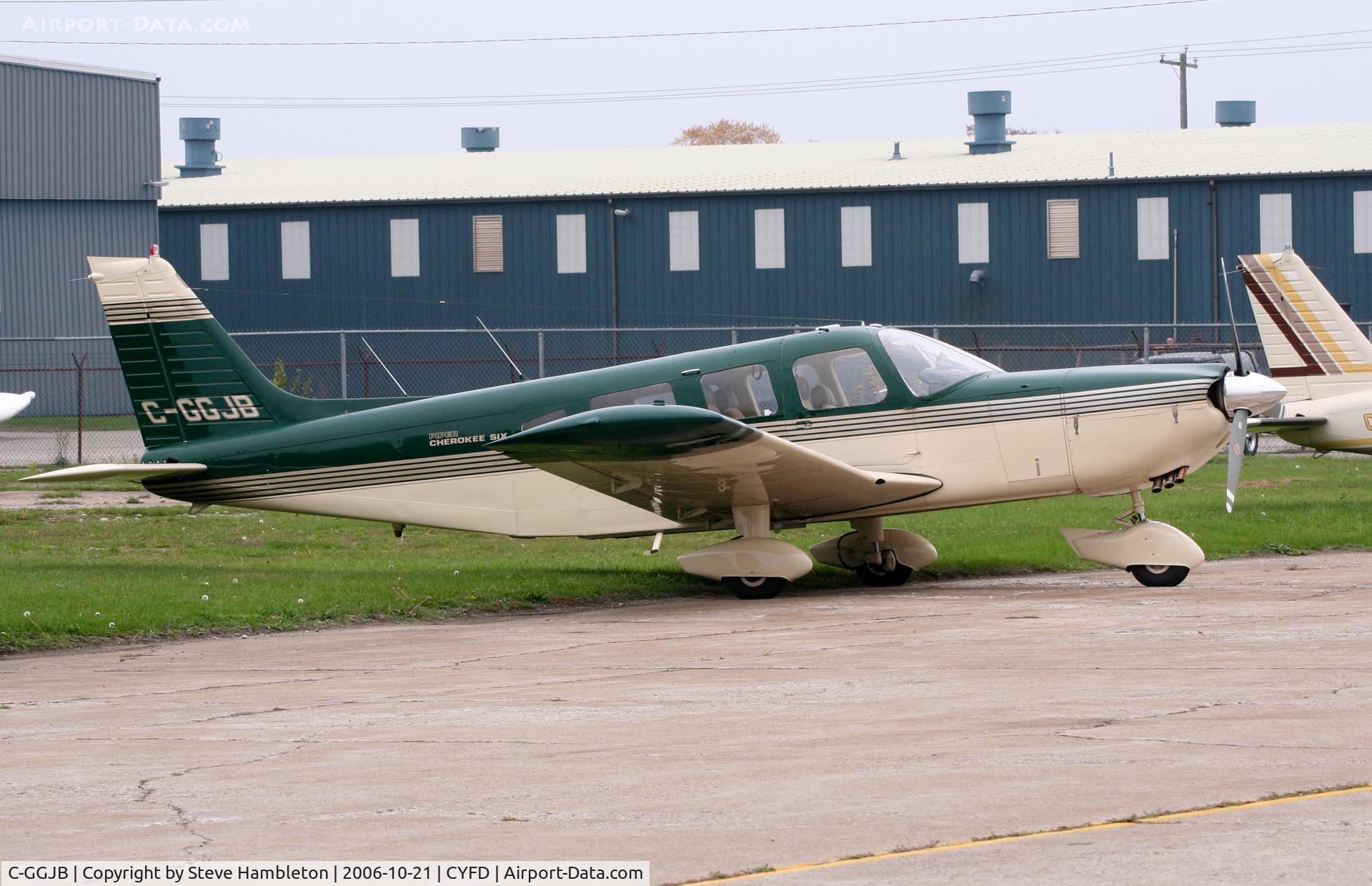 C-GGJB, 1975 Piper PA-32-300 Cherokee Six C/N 32-7640006, At Brantford Municipal