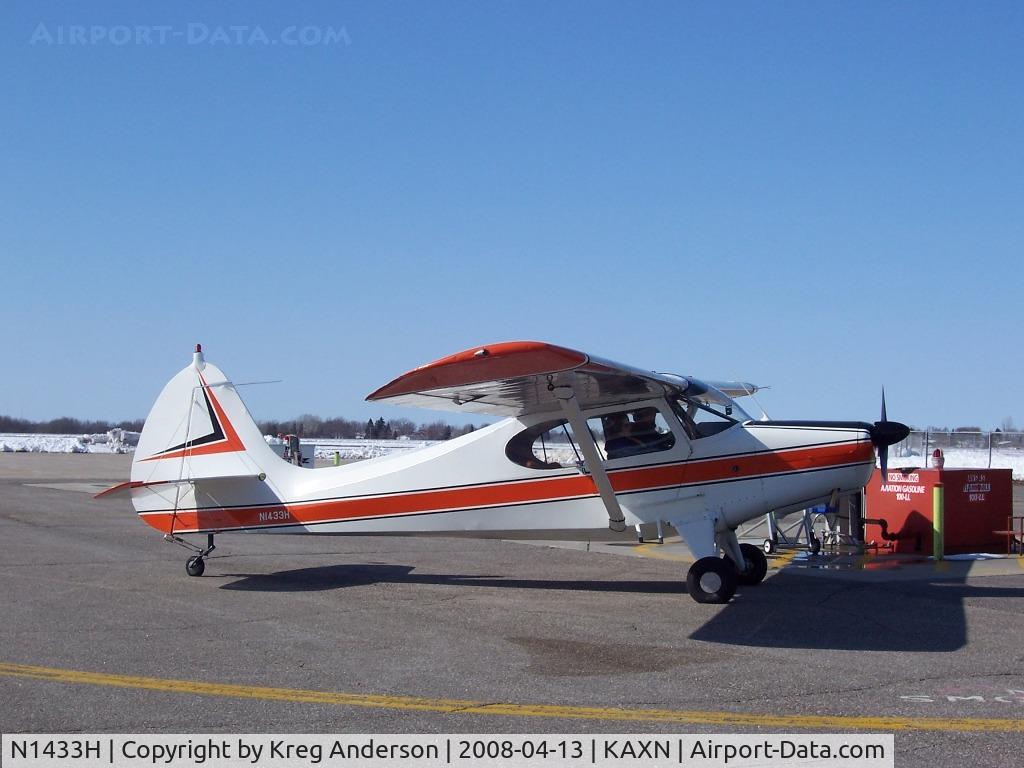 N1433H, 1950 Aeronca 15AC Sedan C/N 15AC-496, Love the paint scheme!