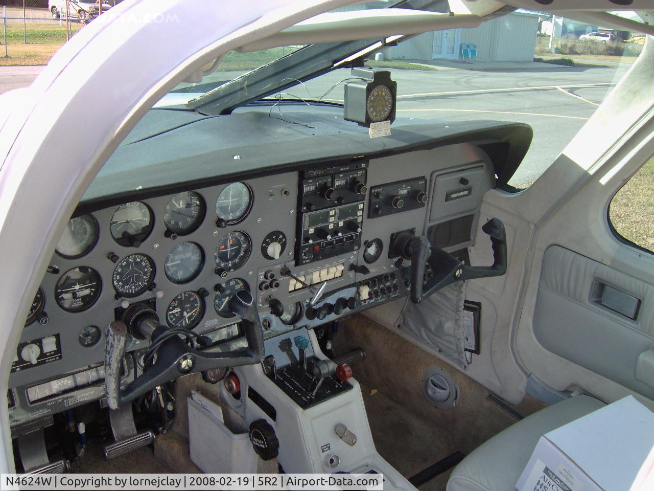 N4624W, 1977 Rockwell International 112TCA Commander C/N 13155, 1977 Rockwell Commander 112 TC-A