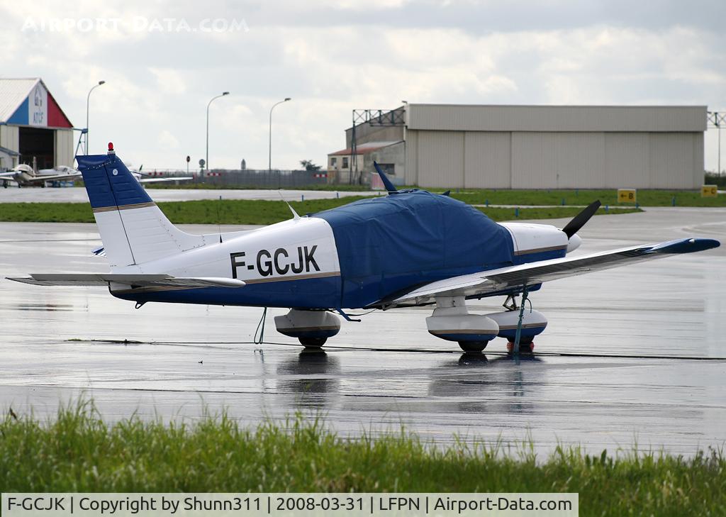 F-GCJK, Piper PA-28-181 Archer C/N 288090103, Waiting a new light flight