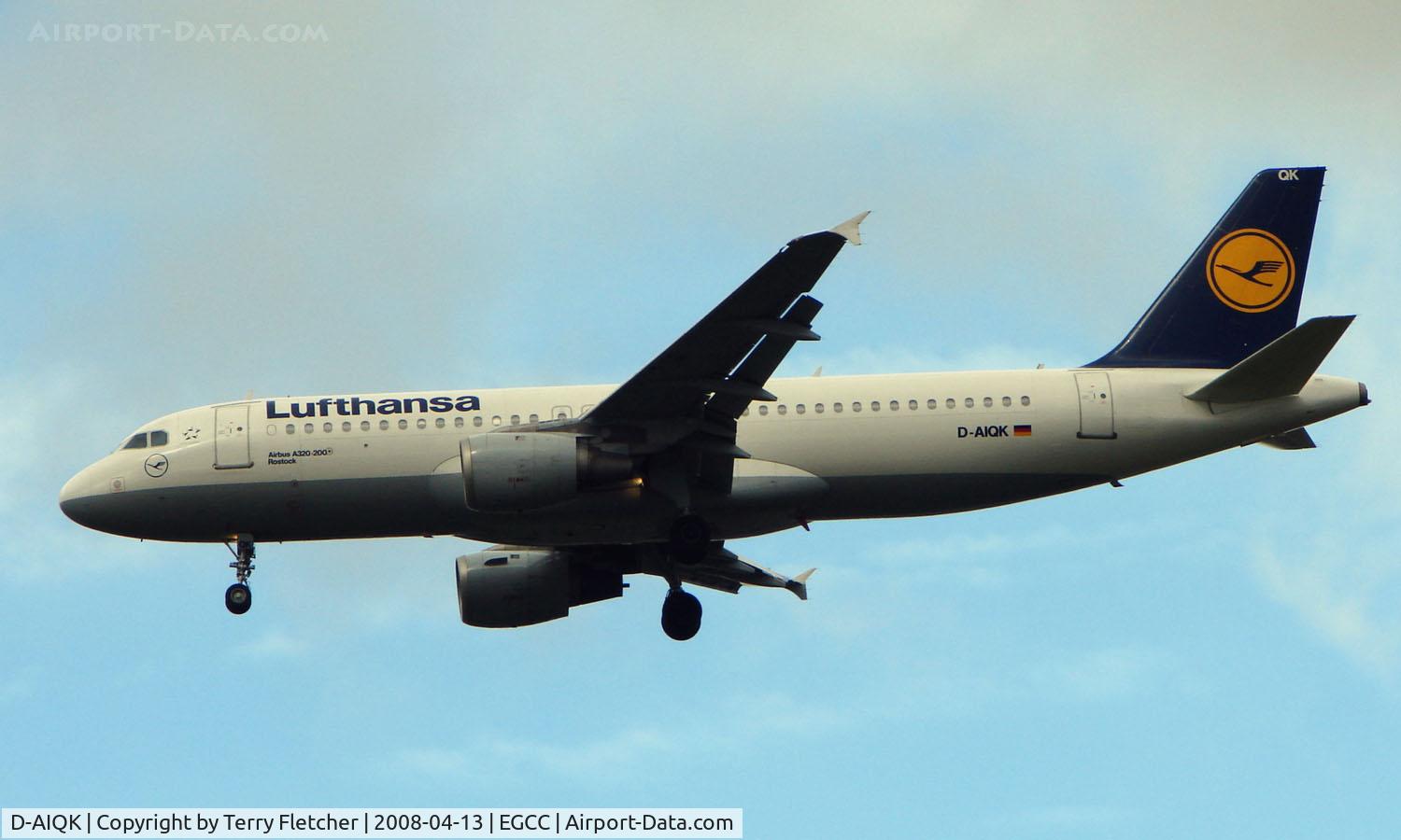 D-AIQK, 1991 Airbus A320-211 C/N 0218, Lufthansa A320 about to touch down at Manchester