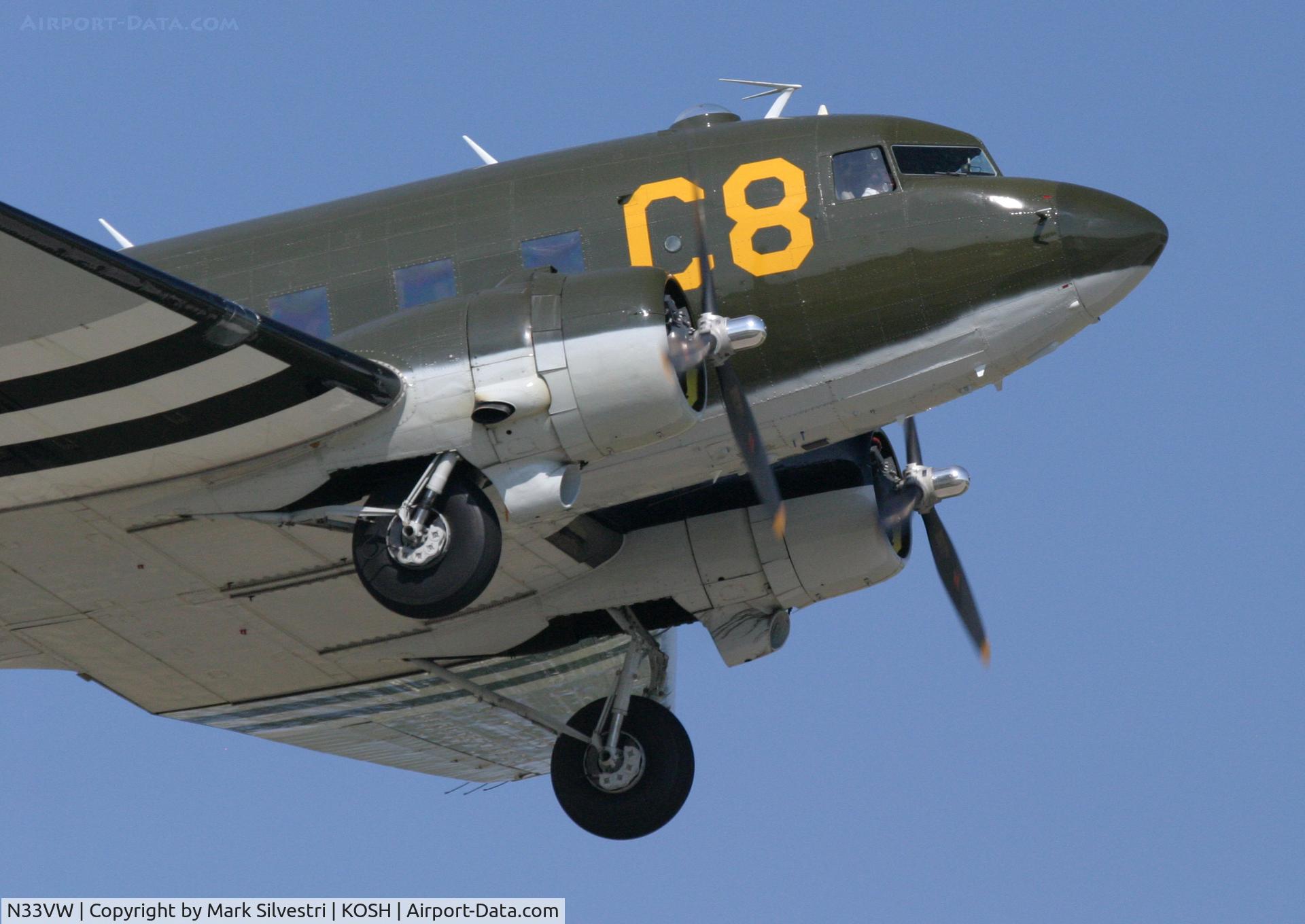 N33VW, 1943 Douglas DC3C-S1C3G (C-47A) C/N 20401, Oshkosh 2006