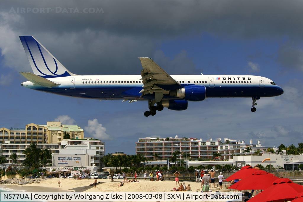 N577UA, 1993 Boeing 757-222 C/N 26693, visitor