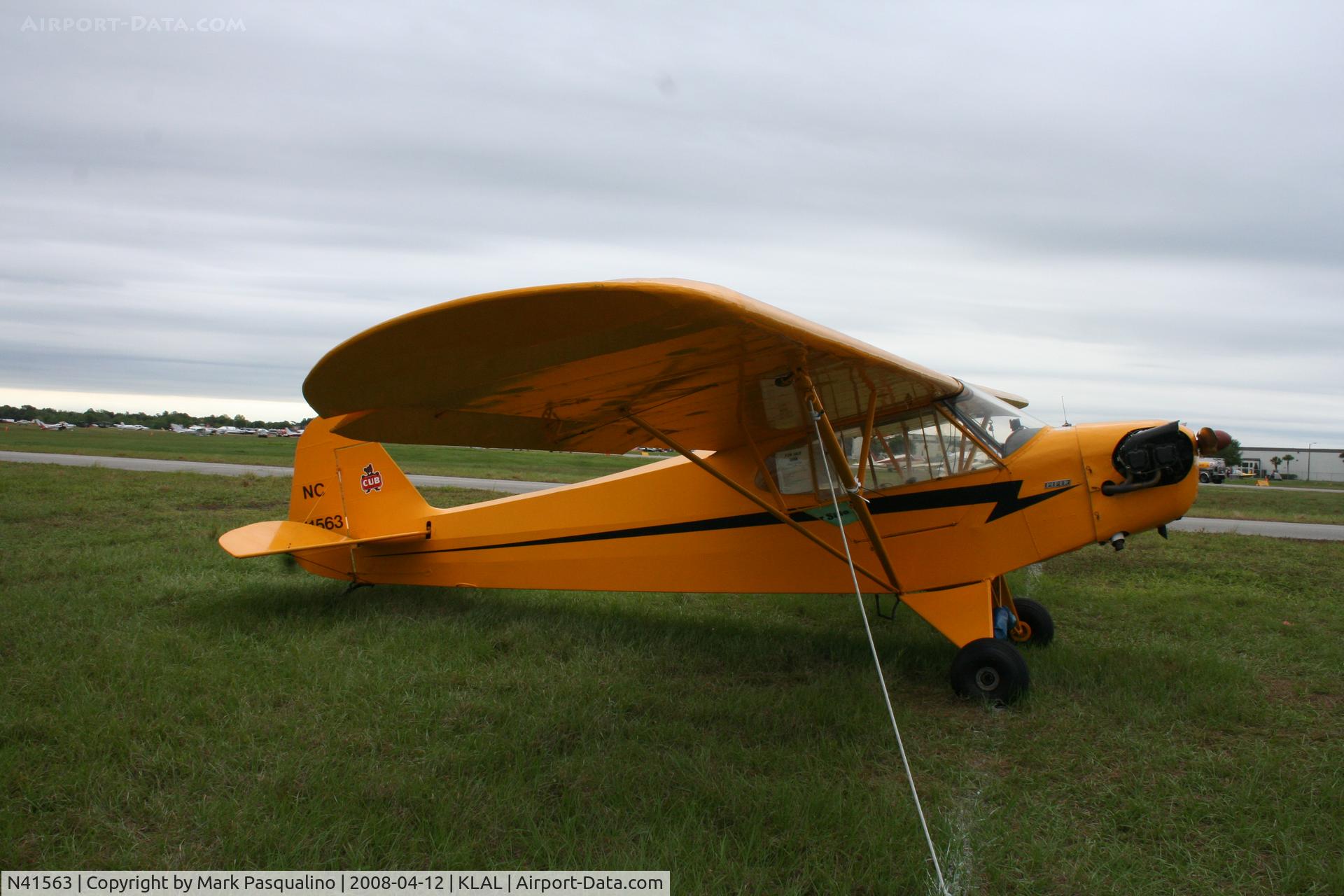 N41563, 1942 Piper J3F-65 Cub C/N 9046, Piper J3F-65