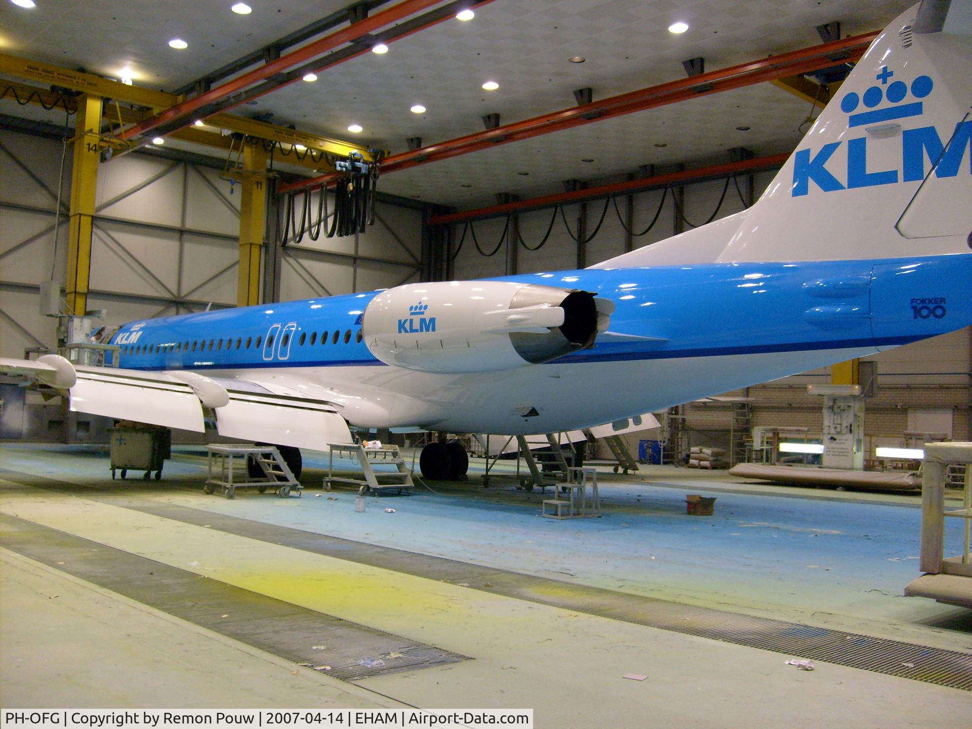 PH-OFG, Fokker 70 (F-28-0070) C/N 11275, New livery for PH-OFG! It's always nice to see an aircraft come in with old paint and go out with shiny new paint! Inside the QAPS paintshop at Schiphol.