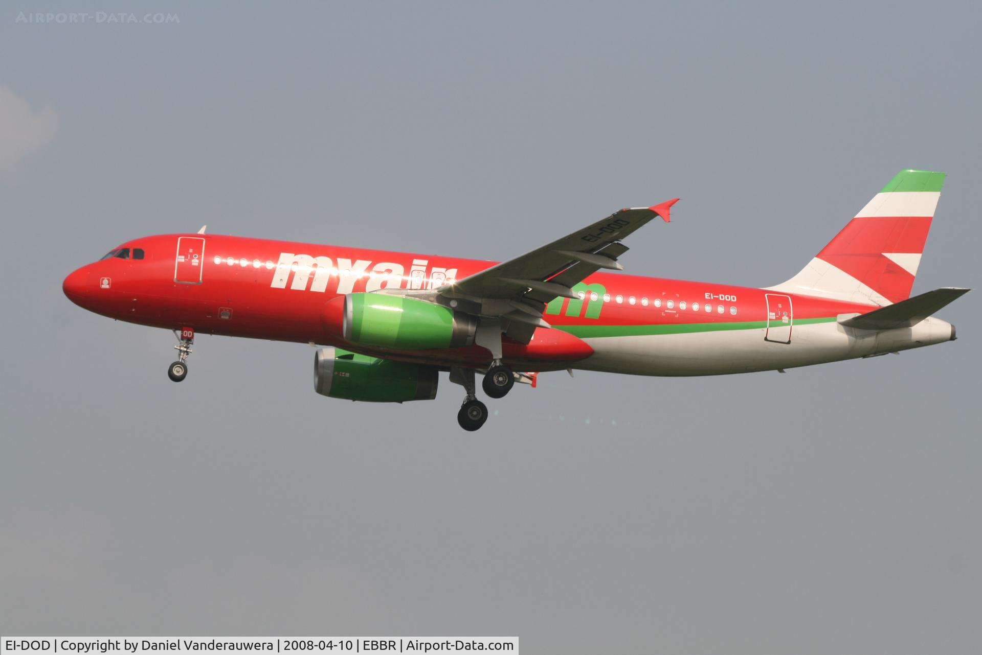 EI-DOD, 1993 Airbus A320-231 C/N 444, arrival of flight 8I5300 to rwy 25L