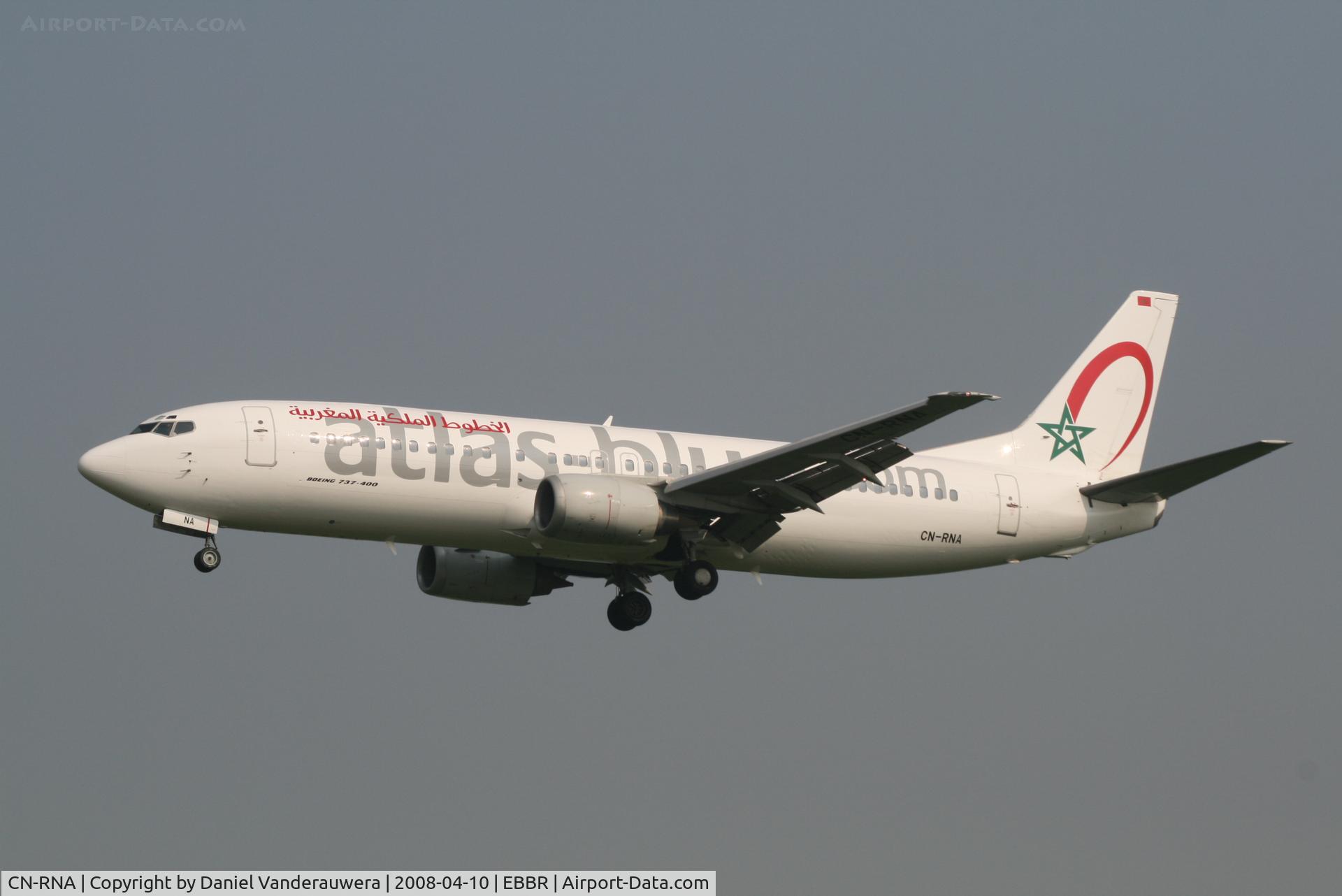 CN-RNA, 1993 Boeing 737-4B6 C/N 26531, descending to rwy 25L