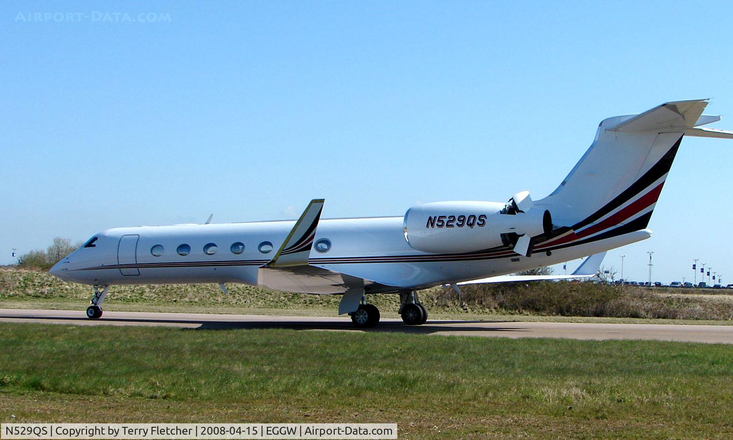 N529QS, 2007 Gulfstream Aerospace GV-SP (G550) C/N 5156, Netjets G550 at Luton