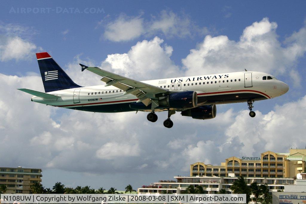 N108UW, 1999 Airbus A320-214 C/N 1061, visitor