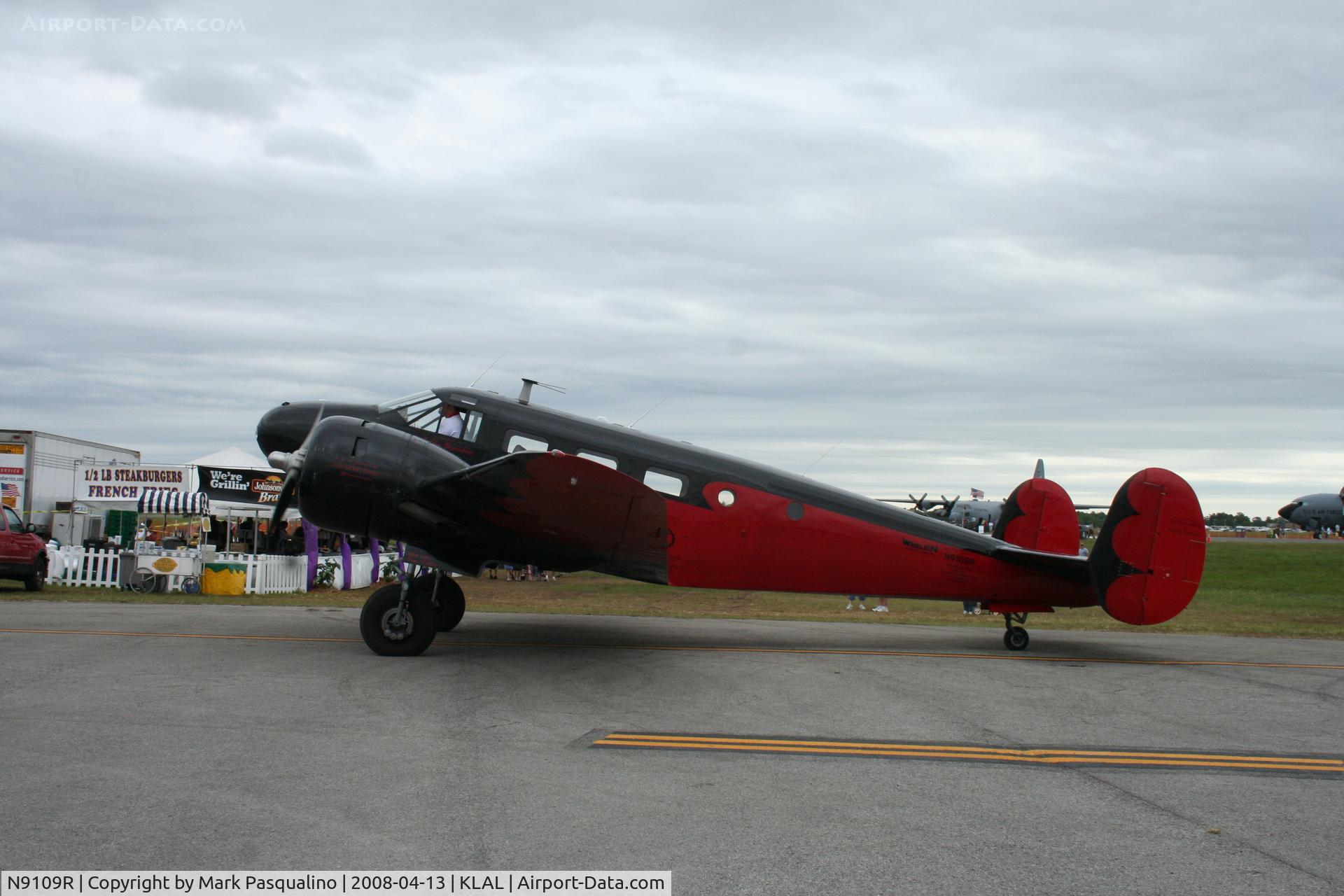N9109R, 1943 Beech C18S (AT-7C) C/N 4383 (5676), Beech C18S