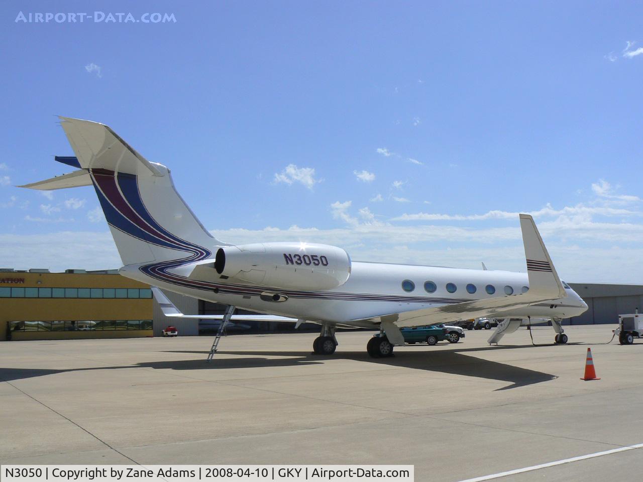 N3050, 2005 Gulfstream Aerospace GV-SP (G550) C/N 5096, At Arlington Municipal