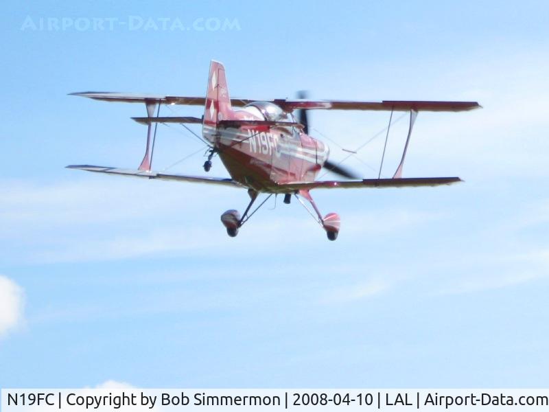N19FC, 1999 Aviat Pitts S-2C Special C/N 6027, Slipping it in on the sod runway.  Sun N Fun 2008