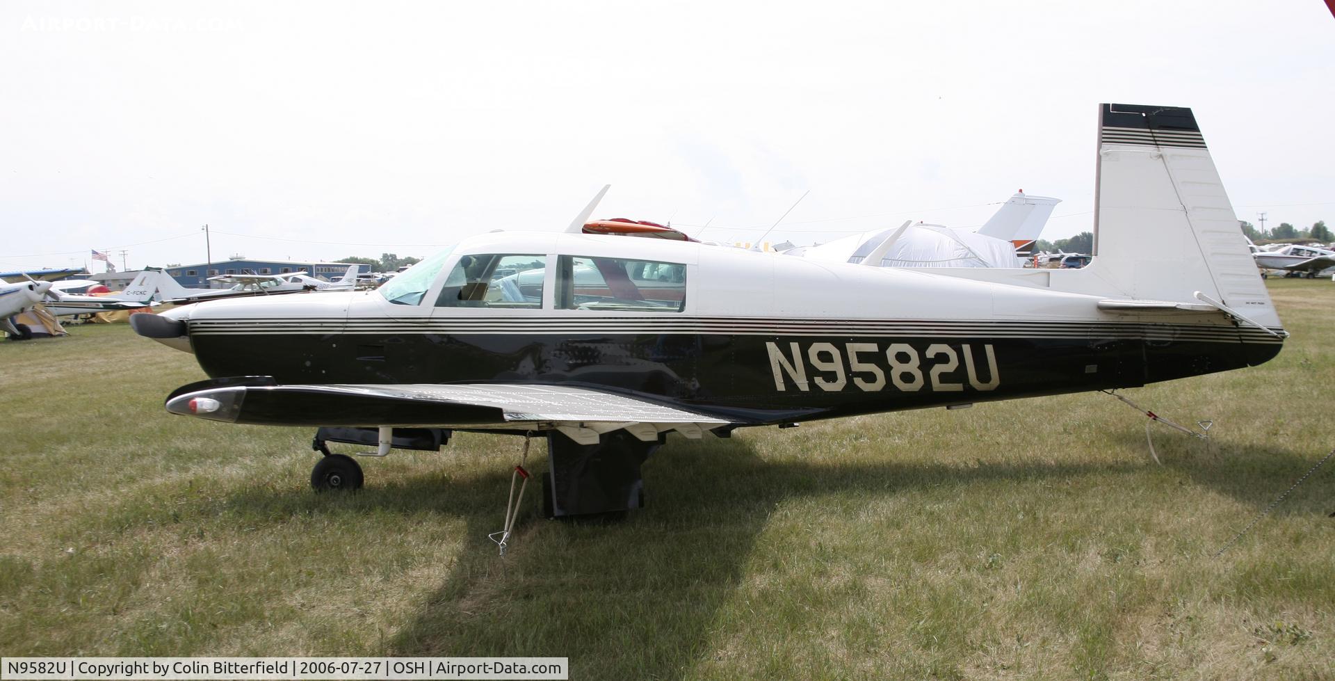 N9582U, 1980 Mooney M20K C/N 25-0496, M20K @OSH