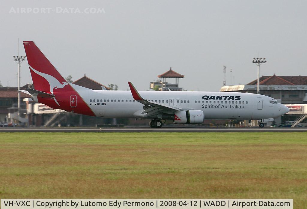VH-VXC, 2001 Boeing 737-838 C/N 30897, Qantas