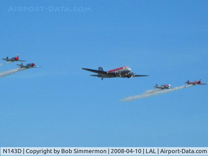 N143D, 1938 Douglas DC-3A-S4C4G C/N 2054, Formation fly-by at Sun N Fun 2008