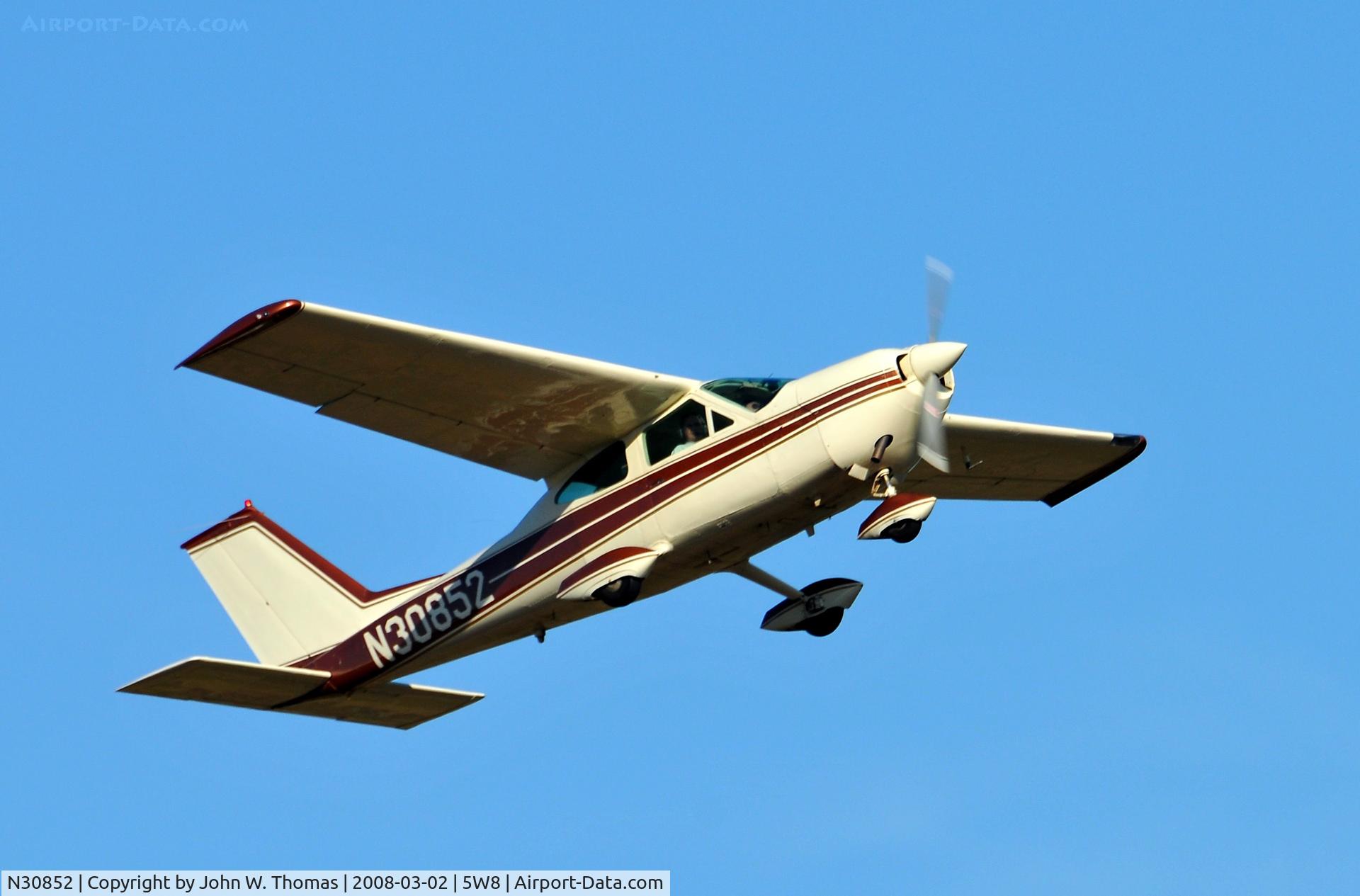 N30852, 1970 Cessna 177B Cardinal C/N 17701503, Departing runway 22