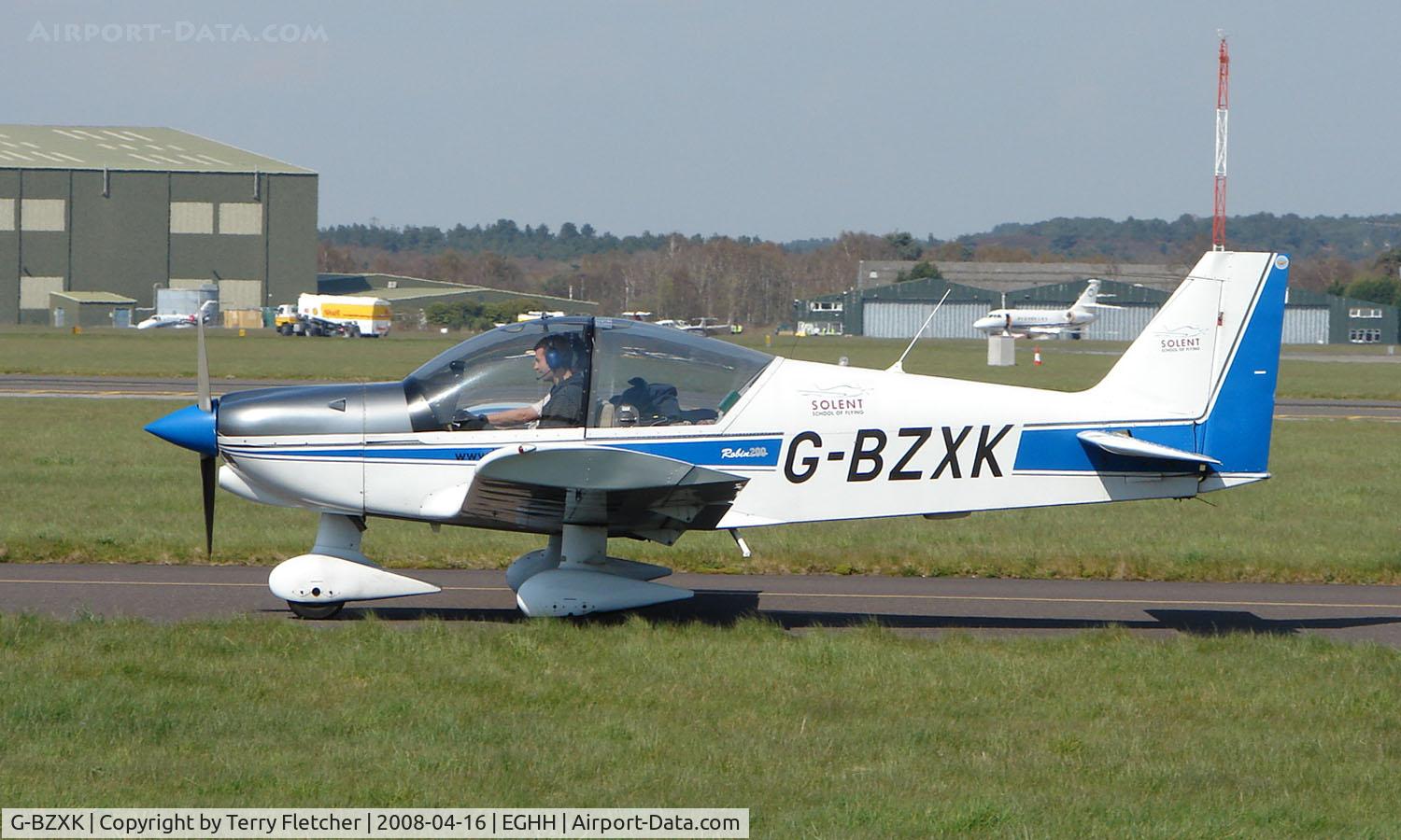 G-BZXK, 1994 Robin HR-200-120B C/N 286, Robin 200 taxying out at Bournemouth