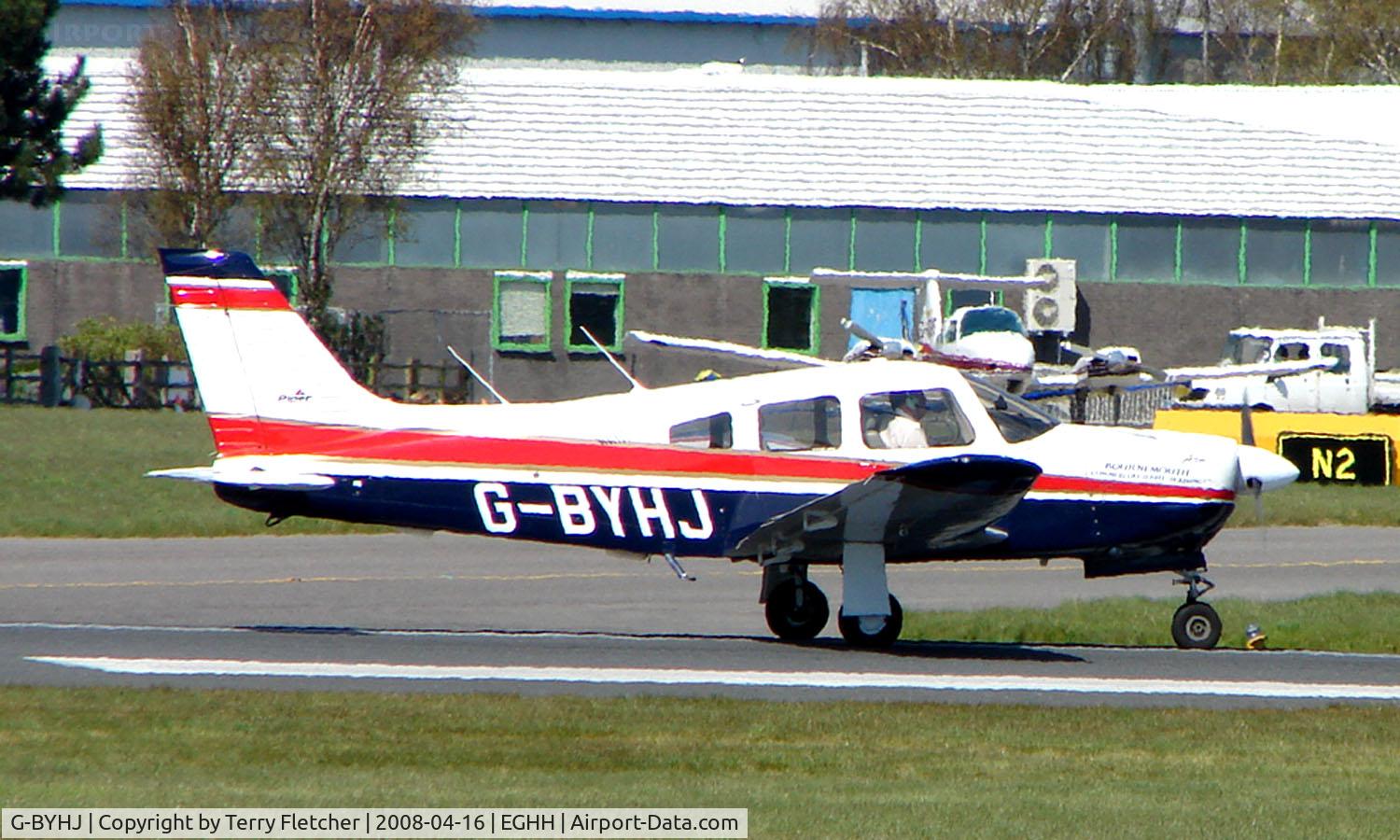 G-BYHJ, 1999 Piper PA-28R-201 Cherokee Arrow III C/N 28R-2844020, Pa-28R-201 at Bournemouth