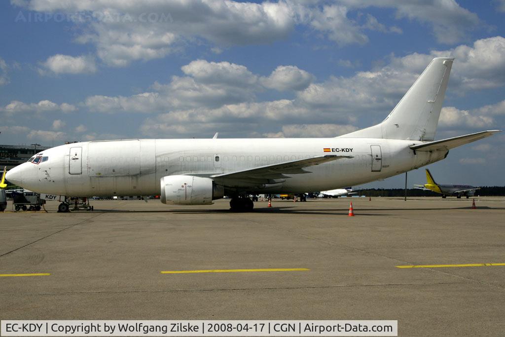 EC-KDY, 1987 Boeing 737-3S3/SF C/N 23811, visitor