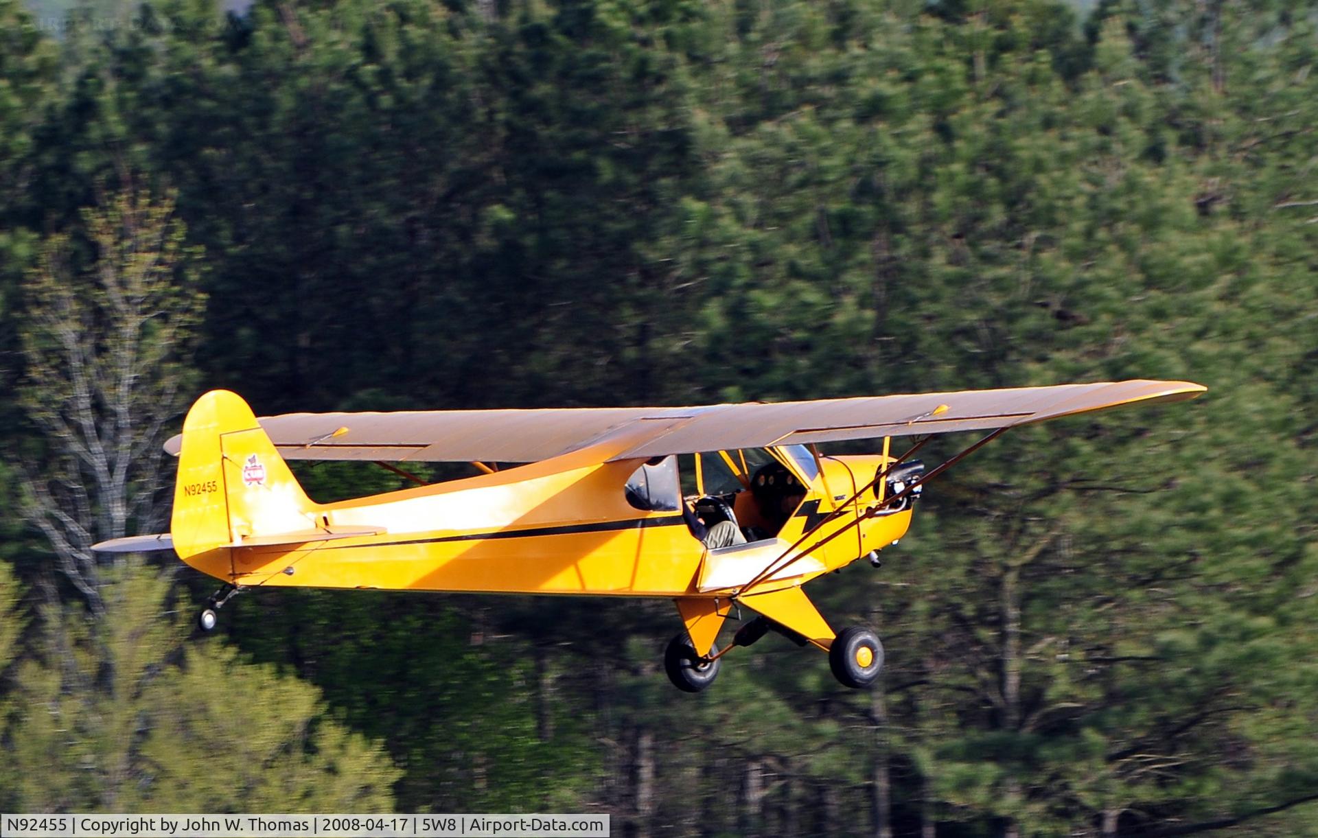 N92455, 1946 Piper J3C-65 Cub C/N 16925, Departing runway 22