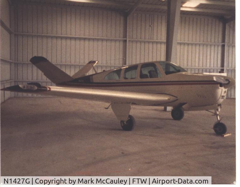 N1427G, 1962 Beech P35 Bonanza C/N D-6903, Photo taken soon after new paint & interior
