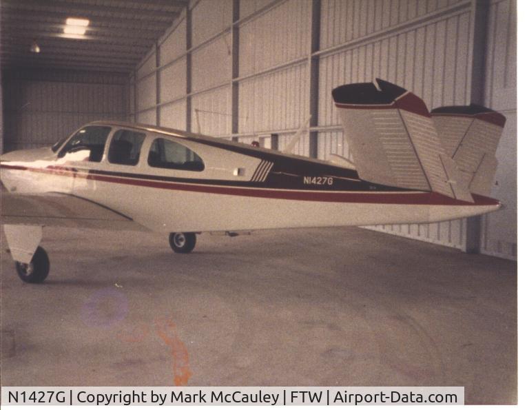 N1427G, 1962 Beech P35 Bonanza C/N D-6903, Photo taken soon after new paint & interior