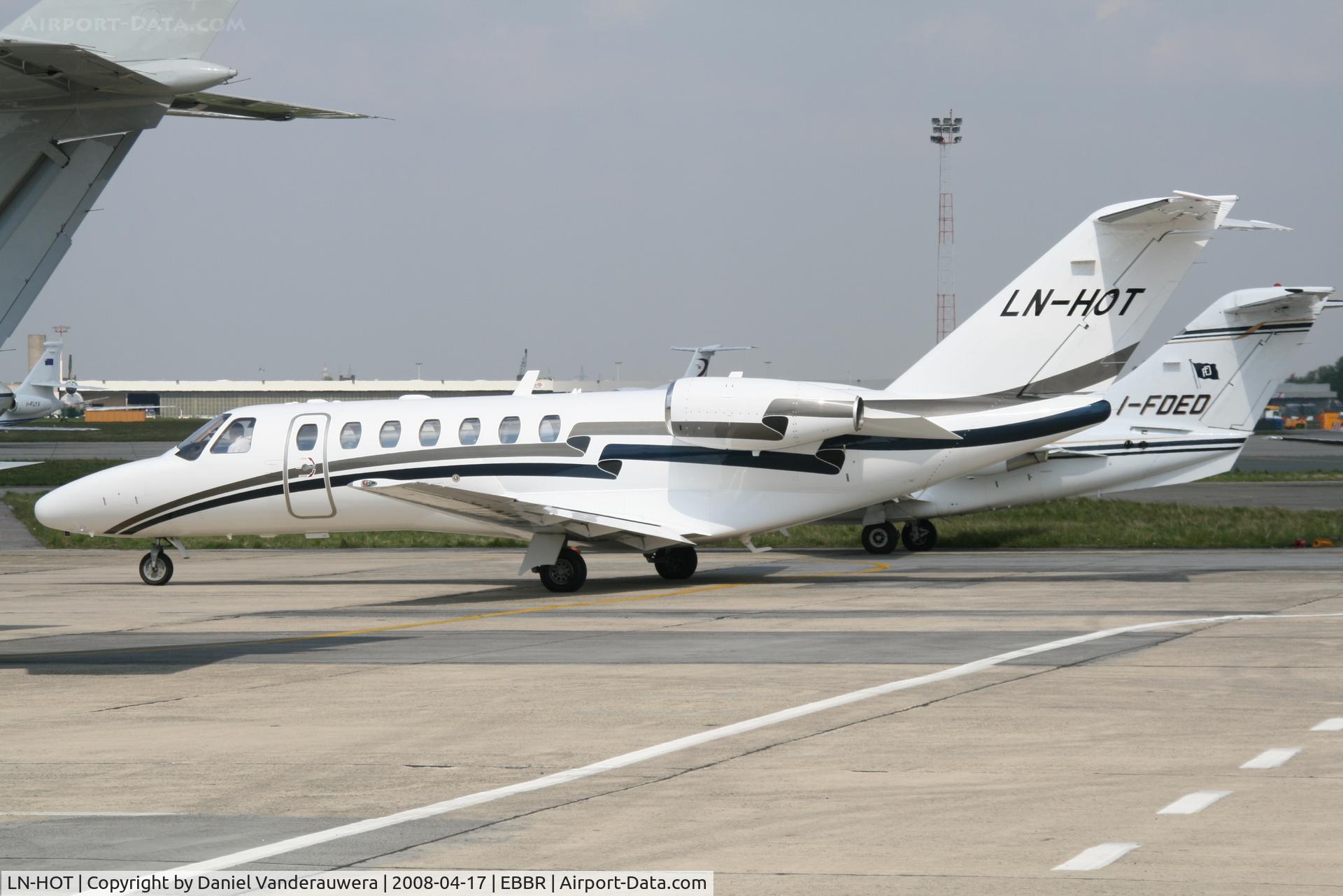 LN-HOT, 2006 Cessna 525B CitationJet CJ3 C/N 525B-0065, readdy to leave General Aviation apron (Abelag)