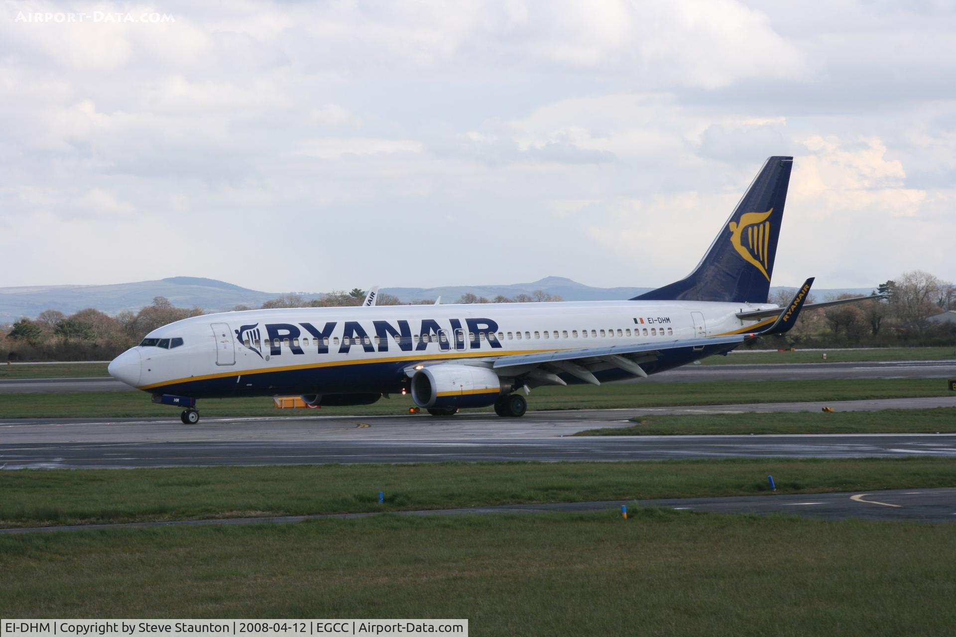 EI-DHM, 2005 Boeing 737-8AS C/N 33821, Taken at Manchester Airport on a typical showery April day