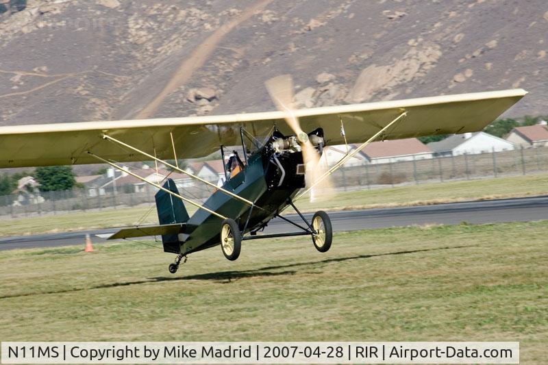 N11MS, 1972 Pietenpol Air Camper C/N MS1, Touching down in the grass at Flabob