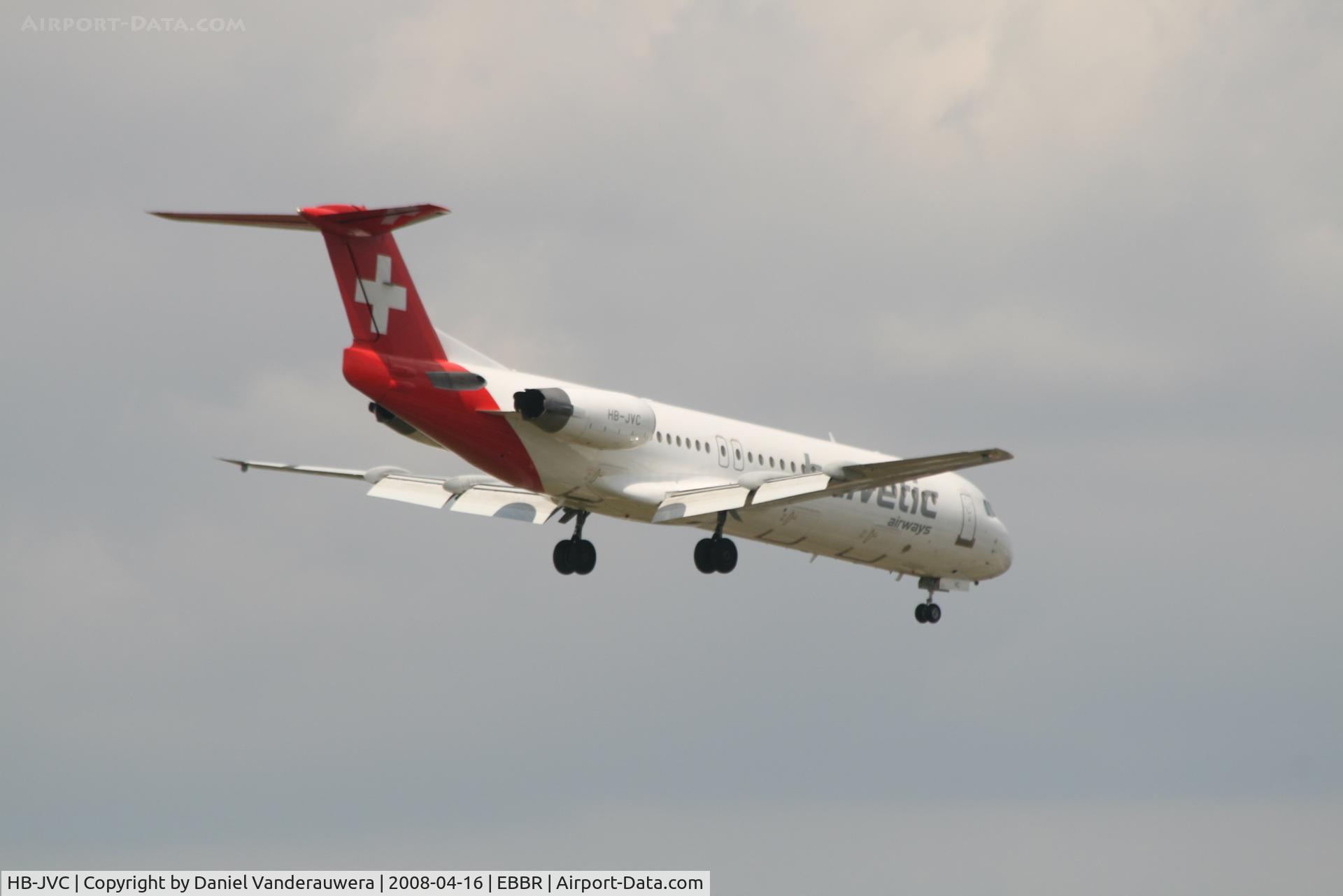 HB-JVC, 1994 Fokker 100 (F-28-0100) C/N 11501, flight LX780 is descending to rwy 02