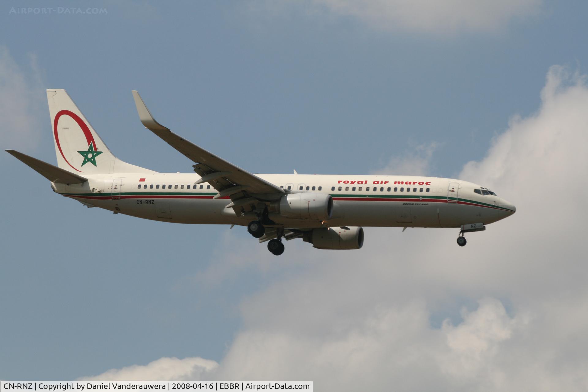 CN-RNZ, 2002 Boeing 737-8B6 C/N 33058, flight AT838 is descending to rwy 02 - now with winglets